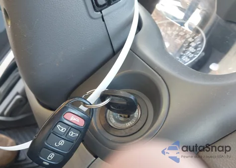 2012 Kia Sedona Lx z USA, uszkodzony, nr VIN KNDMG4C79C6445156